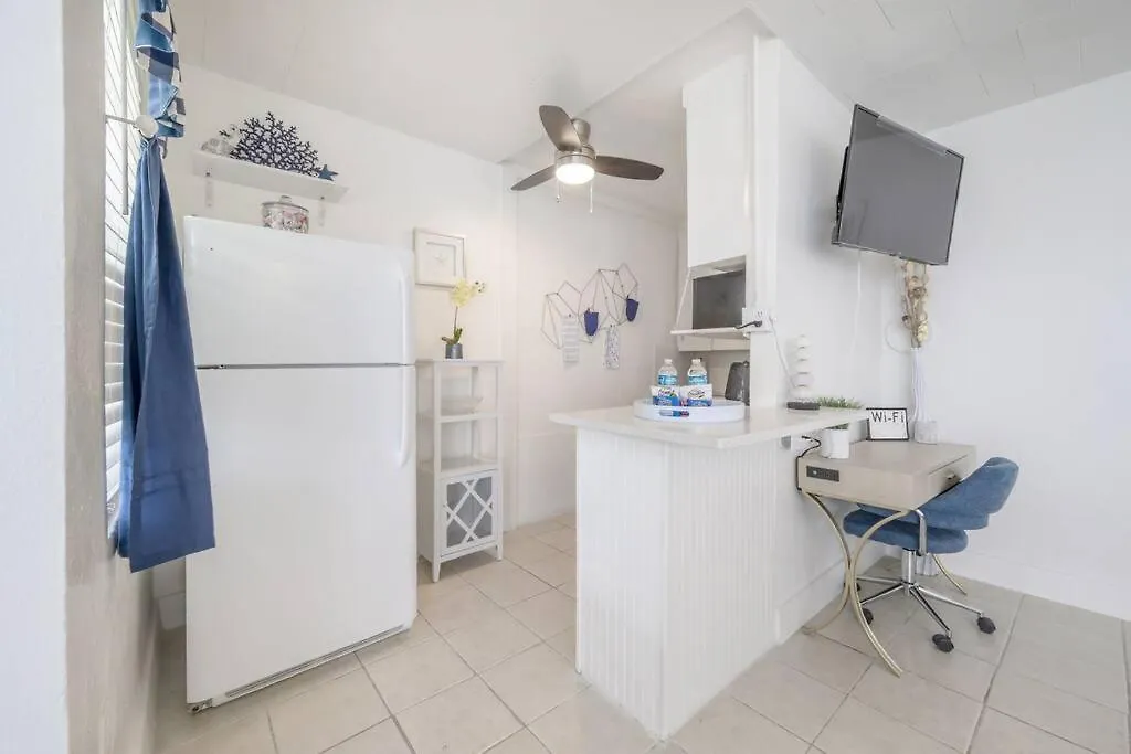 Santa Barbara On The Bay Waterfront Apartment Tampa 0*,  United States