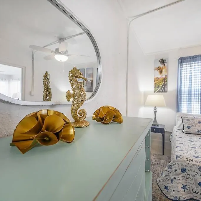 Santa Barbara On The Bay Waterfront Apartment Tampa 0*,  United States