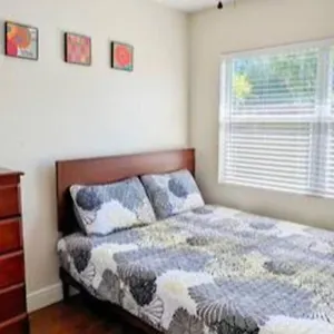  Holiday home Spacious House With Big Backyard In N. Hyde Park / Close To Downtown