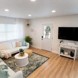  Holiday home Luxury &stylish Near Ybor Dt Location