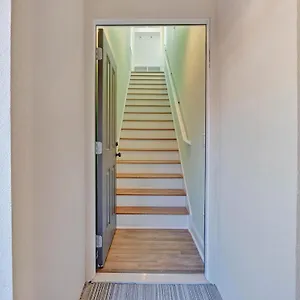 Gaston Hideaway Apartment Savannah